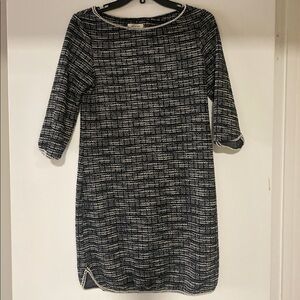 Max Studio beautiful dress. Worn twice. Excellent condition.